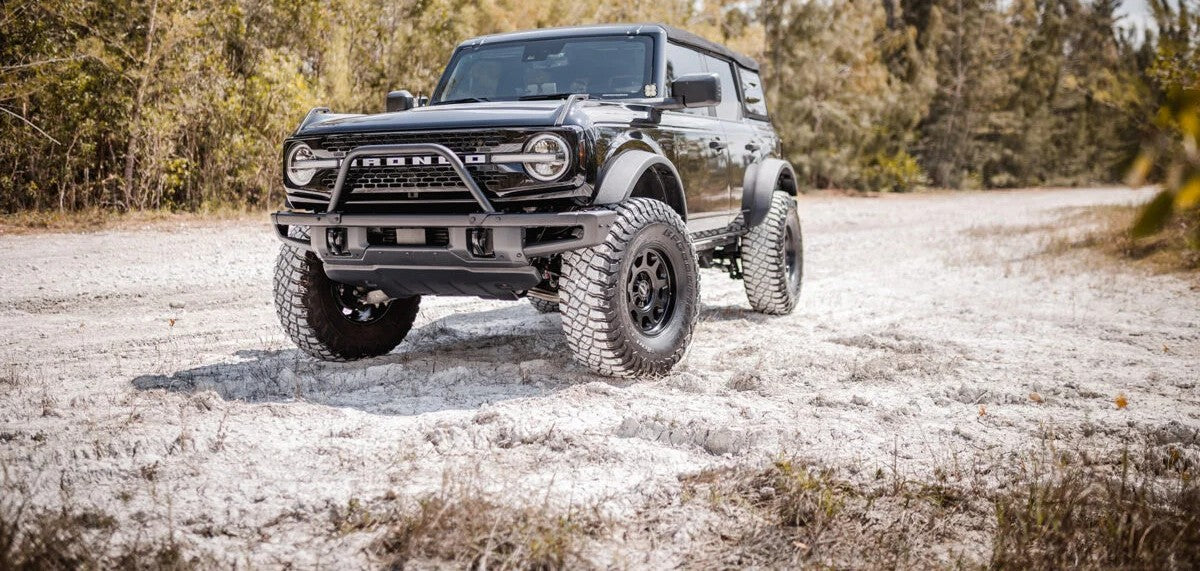 Ford Bronco Tire Size Guide: What Fits Without a Lift? (33”, 35”, 37”)